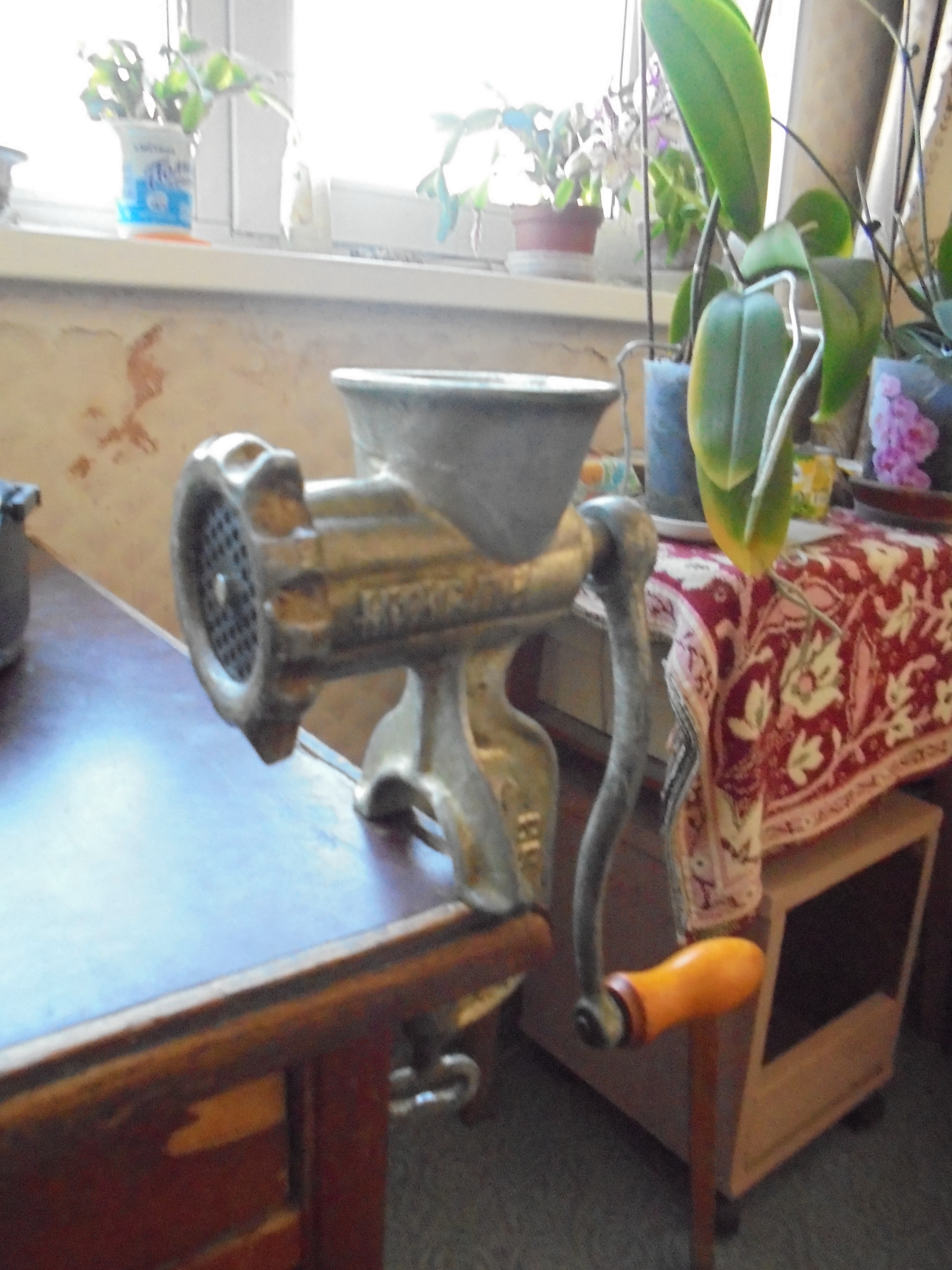 家用手摇绞肉机3D数模图纸 Solidworks设计